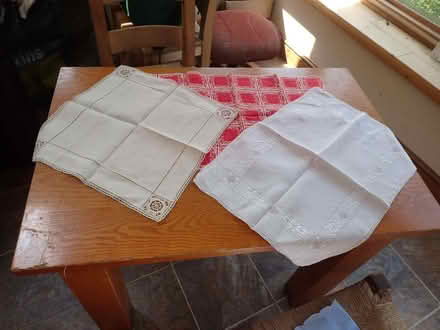 Photo of free Various embrodered linen table mats (Fairfield LA1) #1