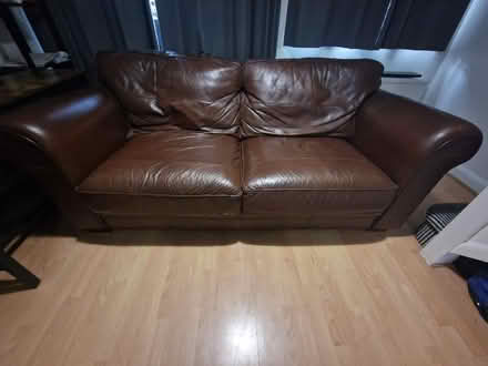 Photo of free 4 Seater Settee Leather (DA1) #2