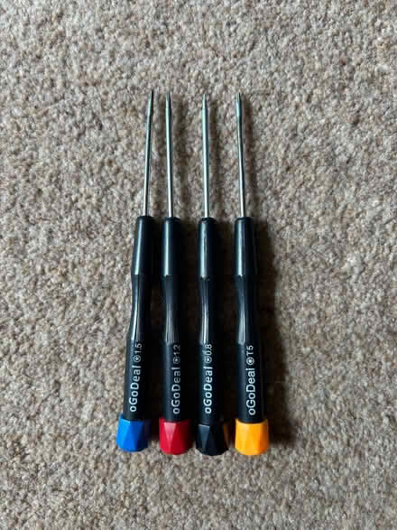 Photo of free Set of very tiny Torx screwdrivers (Hayfield SK22) #1