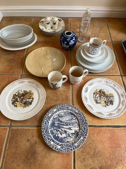 Photo of free Kitchen Crockery (IG6) #1