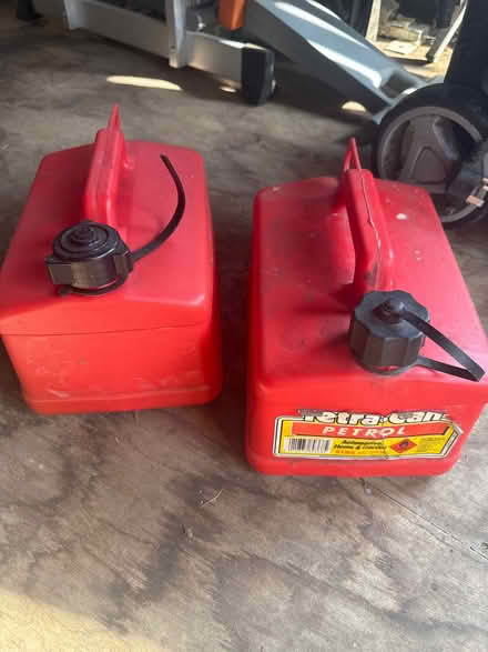 Photo of free Petrol containers (Wheathampstead AL4) #1