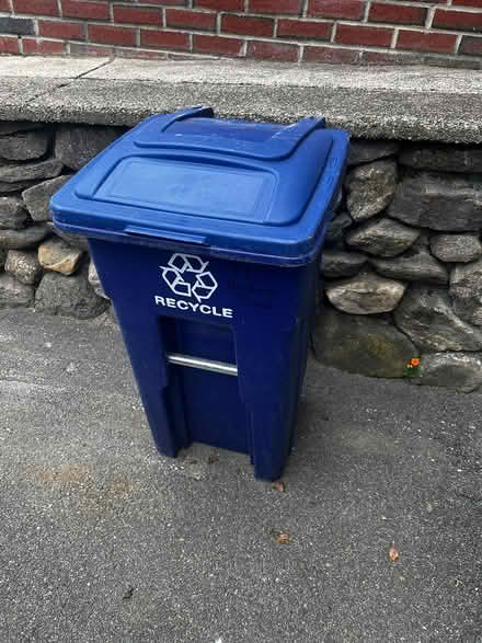 Photo of free recycling bin (Arlington, MA) #1