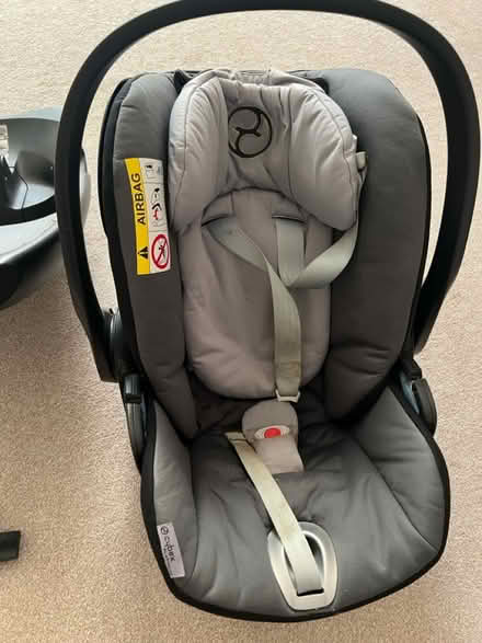Photo of free Cybex baby car seat and base (CR3 Caterham on the hill) #2