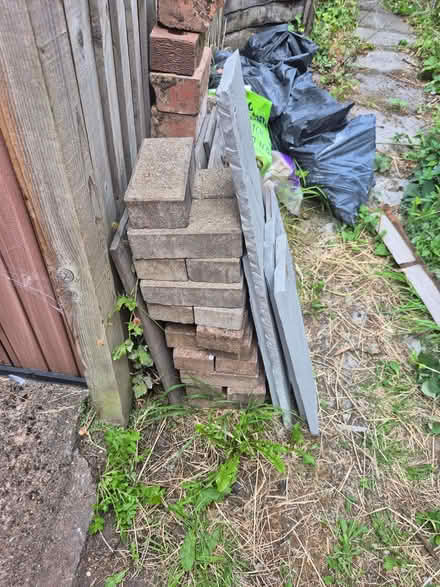 Photo of free garden items (Spondon DE21) #4