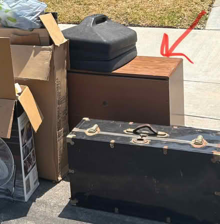 Photo of free Swivel top wood tv stand (1314 Ameluxen Ave HacHts 91745) #1