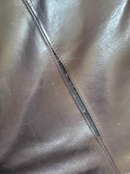Photo of free Real leather corner sofa and armchair (need gone by Sunday!) (Barrhead G78) #3
