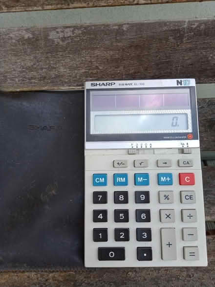 Photo of free Solar calculator with case (Mt Rainier MD) #1