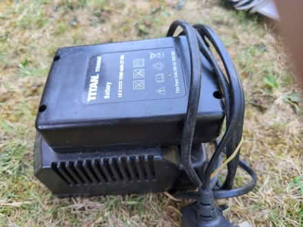 Photo of free Working power tool battery & charger. (Church RG2) #2