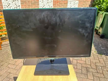 Photo of free Samsung 24” Smart TV (Cosham PO6) #1