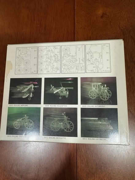 Photo of free Wooden train 3D puzzle (Swarthmore) #2