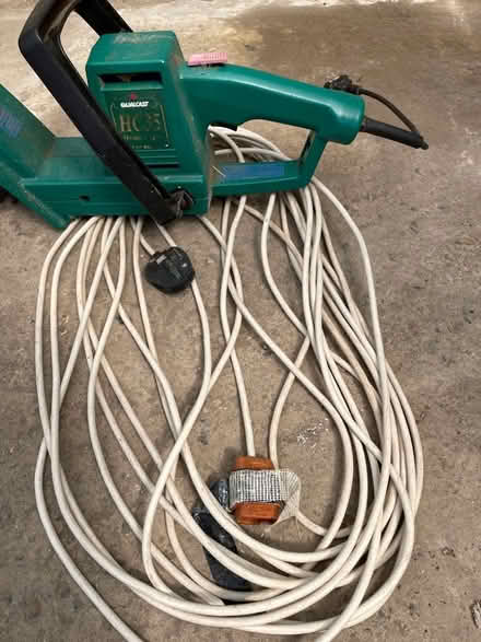 Photo of free Electric hedge trimmer (Cringleford NR4) #2