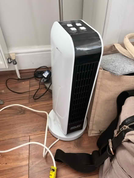 Photo of free Space heater (KT1 2SA) #1