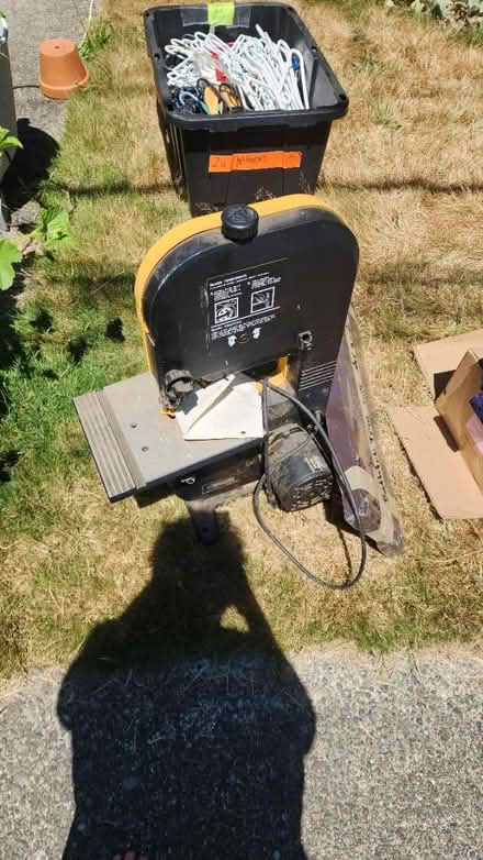 Photo of free Band saw (Maple Leaf) #2