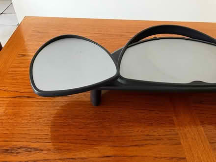 Photo of free 2 x Computer monitor riser / stand (Chesham HP5) #4