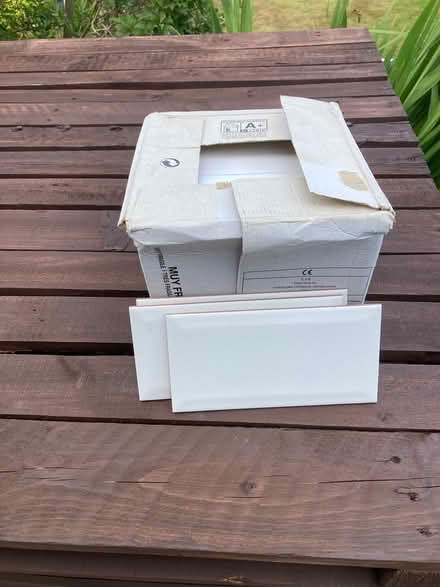 Photo of free Tiles (Grenoside) #1