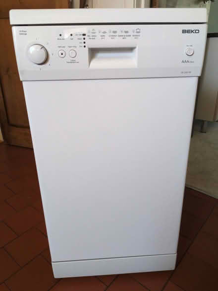 Photo of free Working slimline dishwasher. (Church RG2) #1