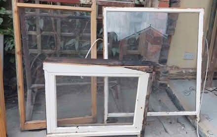 Photo of free Large single glazed window panes (Oswestry SY11) #3