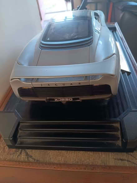 Photo of free Model Jaguar xj220 (Pant SY10) #4