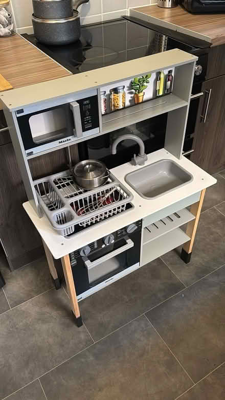 Photo of free Child’s play kitchen (Derby centre DE22) #1