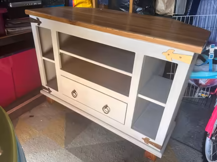 Photo of free TV stand (BS15) #1