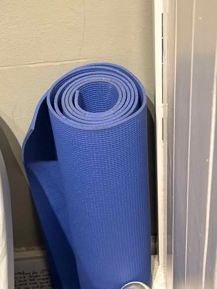 Photo of free Yoga mat (Barons Court W14) #1