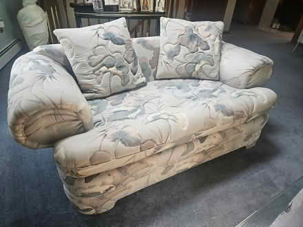 Photo of free Love Seat (Fair Oaks, NY (Middletown)) #1