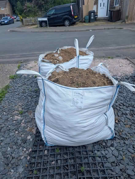Photo of free 1 tonne bag of soil (with some gravel at the bottom) (Leybourne ME20) #2