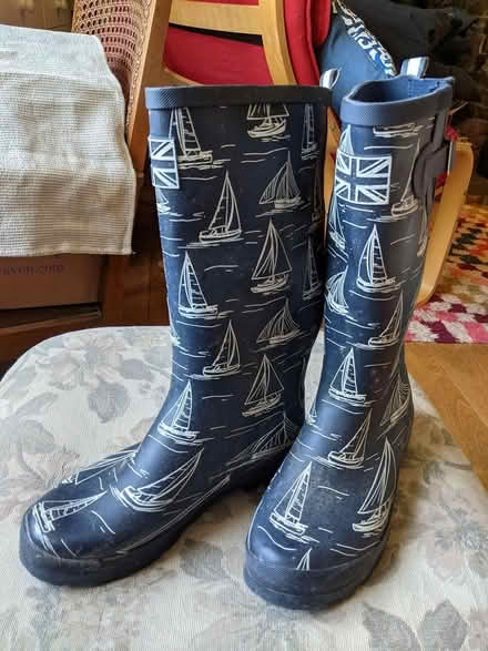 Photo of free Girls/Ladies wellington boots (Clun valley SY7) #1