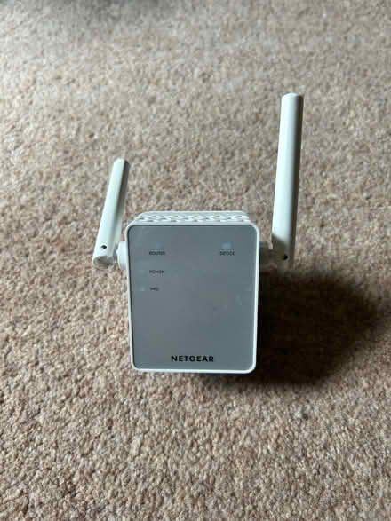 Photo of free Netgear Wi-fi signal booster (Hayfield SK22) #1