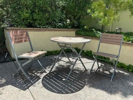 Photo of free Patio Table & Chairs (Near Union City Sports Center) #3