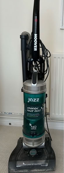 Photo of free Jazz upright Hoover (Barkham RG41) #1