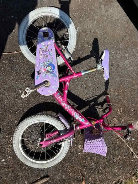 Photo of free Girls bike needs a bit of work (Longton Preston PR4) #1