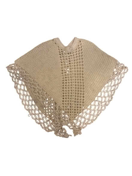 Photo of free Woman’s Knit Shawl (Brooklyn Storage) #1