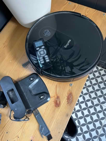 Photo of free Robo vacuum (CR8) #1