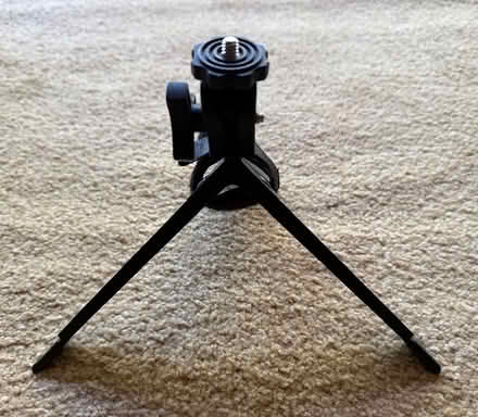 Photo of free Lightweight Camera Tripod (Cupertino - DeAnza and 280) #1