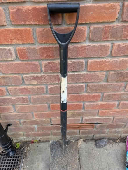 Photo of free Digging spade (Ballymagee BT19) #3