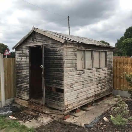 Photo of garden shed (Scotforth LA1) #1