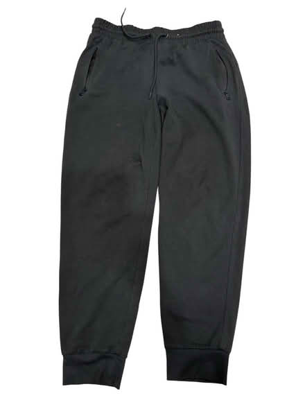 Photo of free Old Navy Woman’s Jogger (Brooklyn Storage) #1