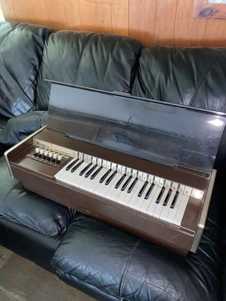 Photo of free Magnus Chord Organ (NOT working) (Ridgefield, CT) #1