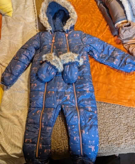 Photo of free Kids snow suit 5-6 (CB22) #1