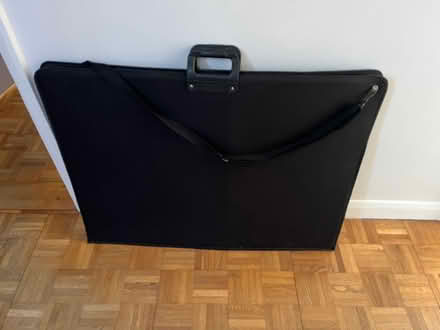Photo of free Art Folder (Milton-under-Wychwood OX7) #3