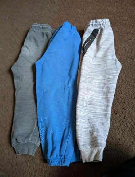 Photo of free Boys clothes 4-5 (CB22) #3
