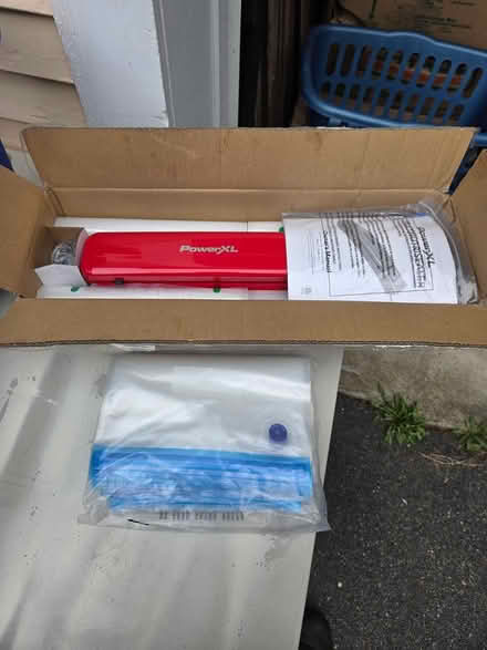 Photo of free Kitchen vacume sealer (Near cushmans corner) #1