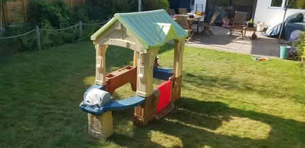 Photo of free Kids play house (North Sheen TW9) #2