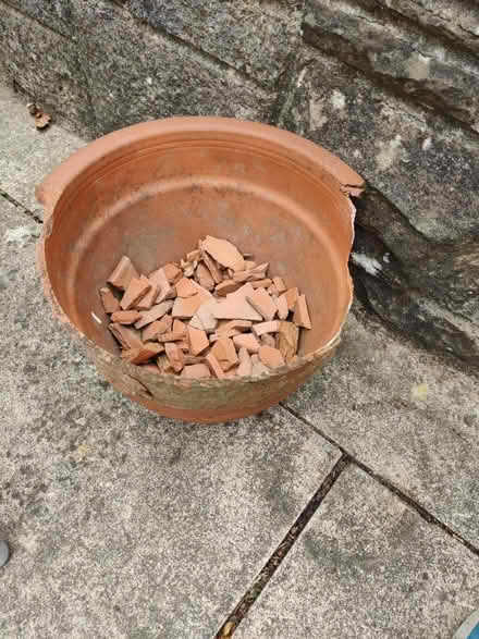 Photo of free Broken terracotta pot pieces (Horsforth LS18) #1