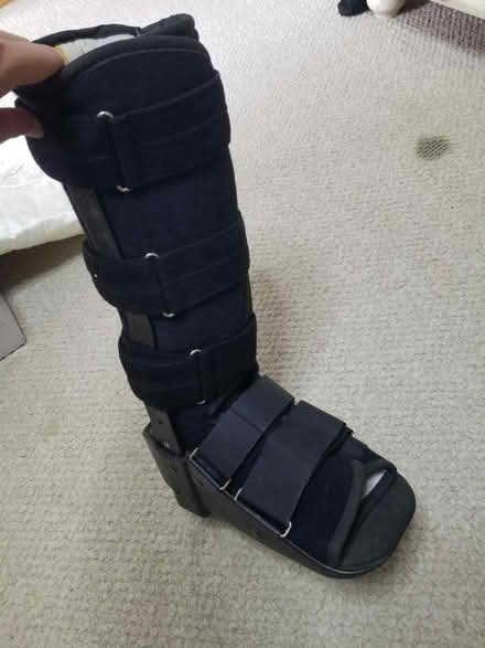 Photo of free L/R Orthopedic Boot (Near Bolingbrook High School) #1