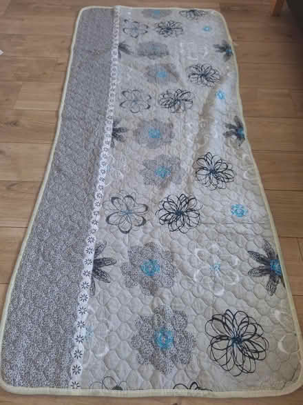 Photo of free Blanket (SE15) #1