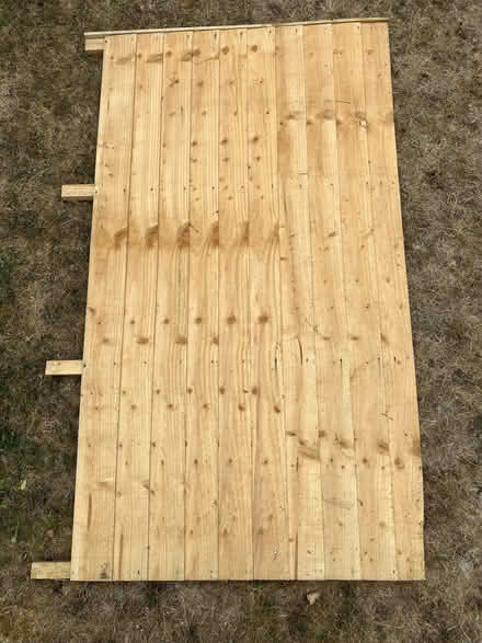 Photo of free Part of closeboard fence panel (spare slats) (Thetford IP24) #1