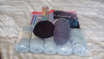 Photo of free Knitting needles/crochet needles/Wool/Knitting book (Lower Earley RG6) #1