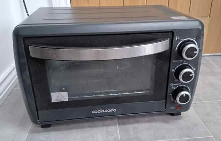 Photo of free Mini counter top oven REPAIR OR SPARE PARTS (Boughton Monchelsea ME17) #4